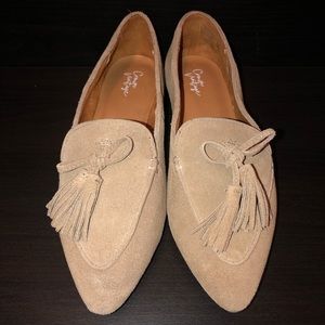 NEW Crown Vintage Ederrasa Tassle Flat